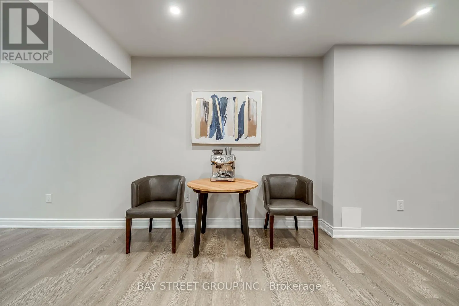 3091 STREAMWOOD PASS
