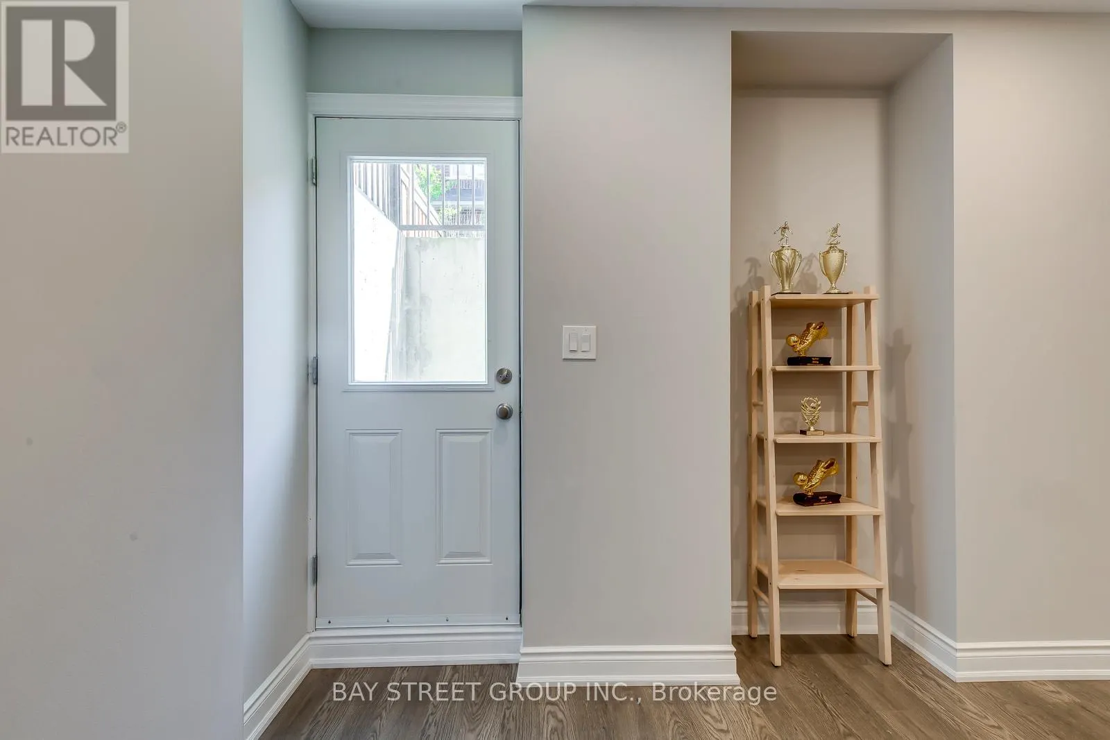 3091 STREAMWOOD PASS