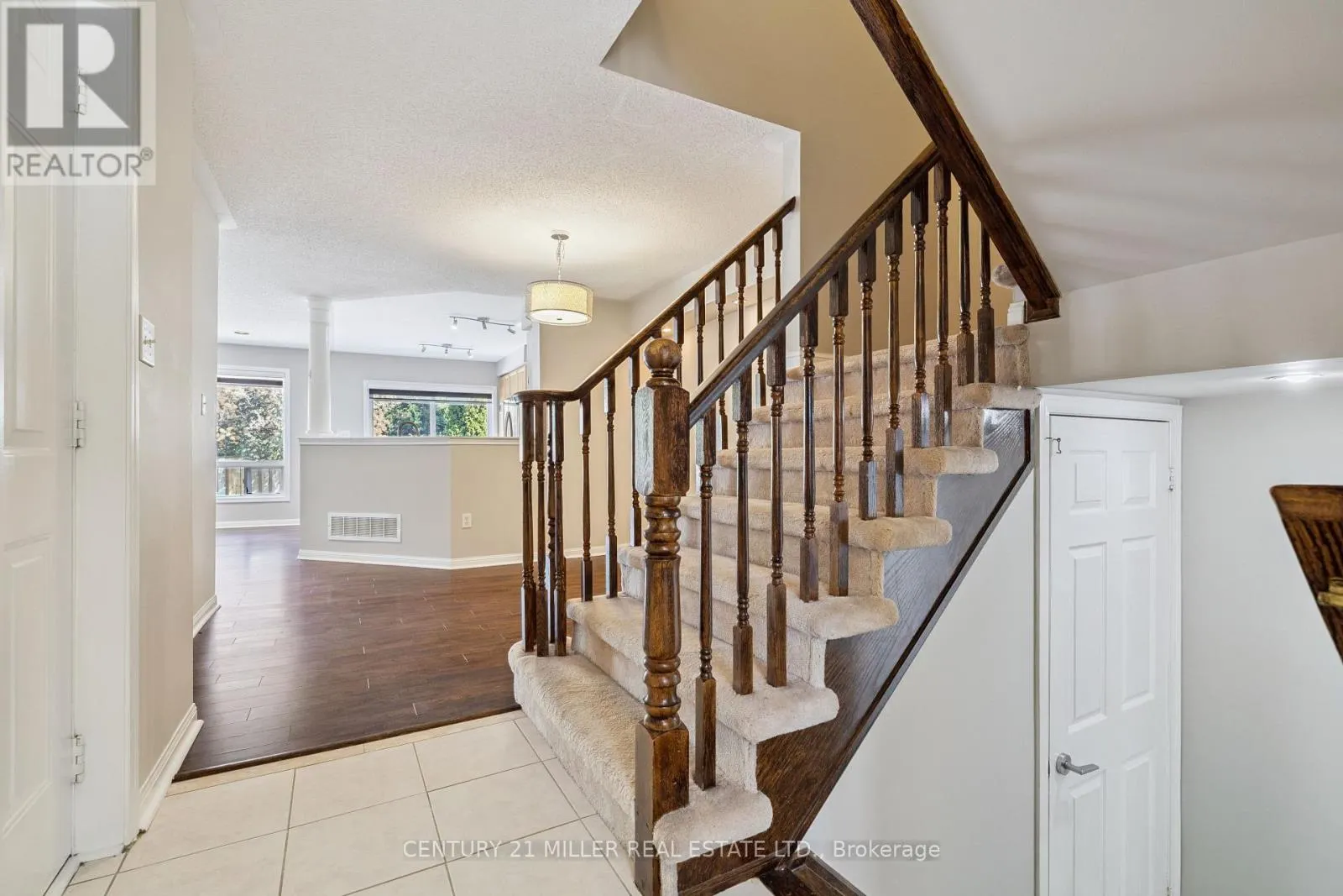 2466 APPALACHAIN DRIVE
