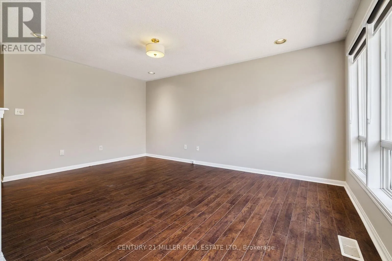 2466 APPALACHAIN DRIVE