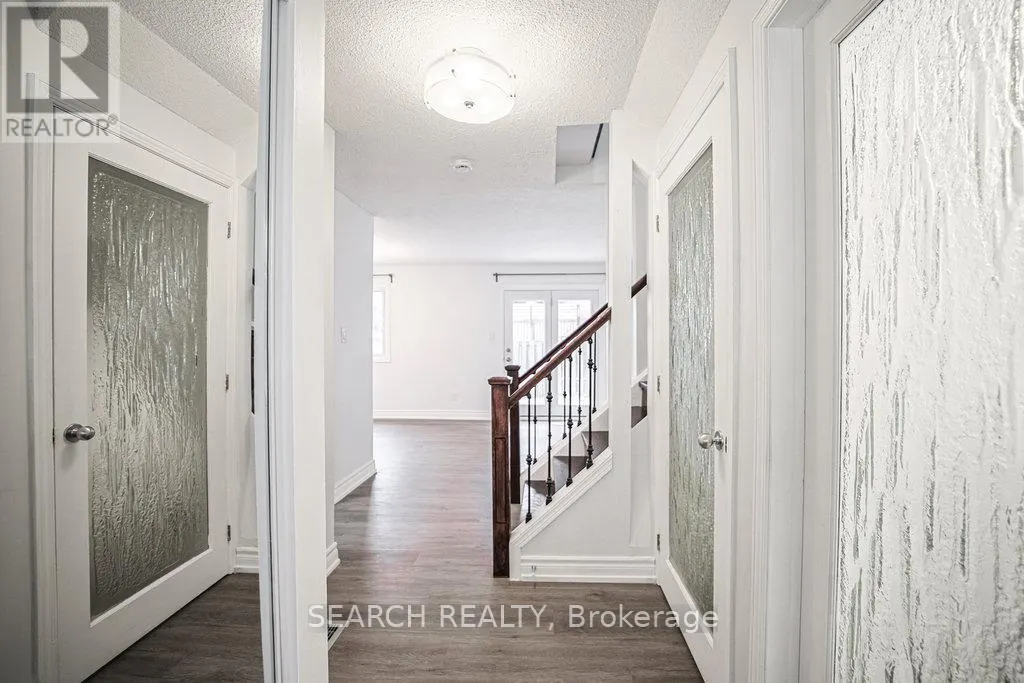 38 ROEHAMPTON CRESCENT