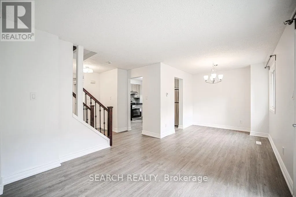 38 ROEHAMPTON CRESCENT