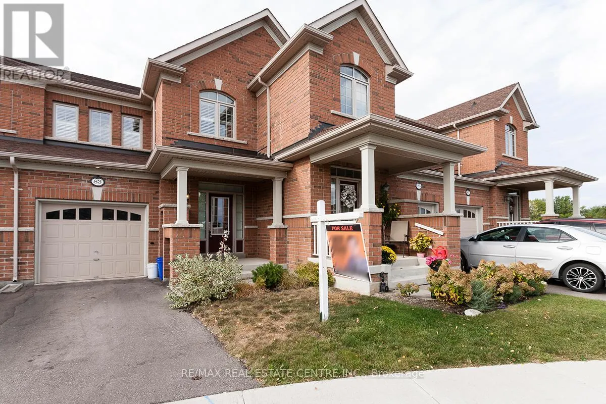 83 HANSON CRESCENT