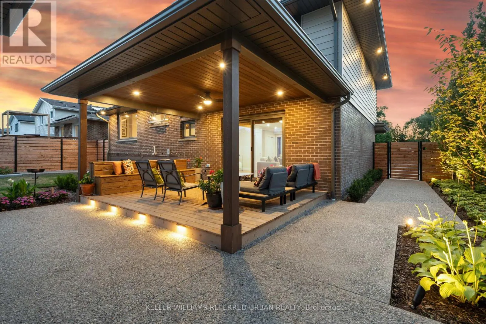 238 SLATER CRESCENT