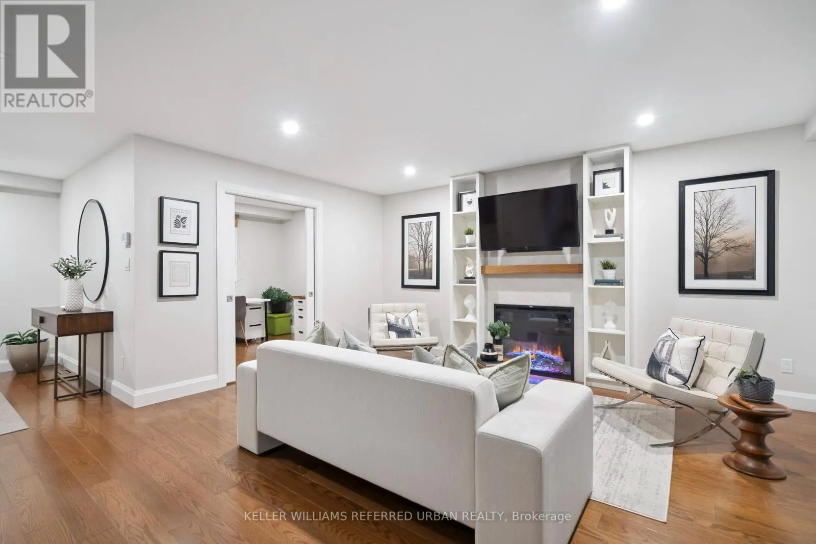 238 SLATER CRESCENT