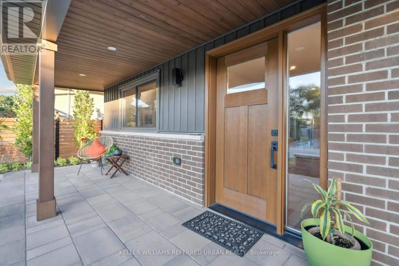 238 SLATER CRESCENT