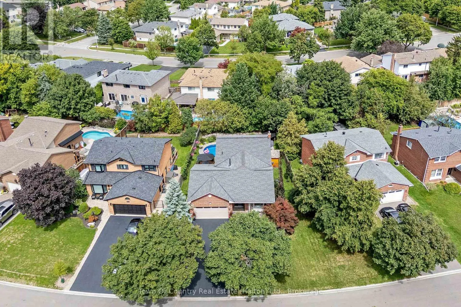 491 WHITE DRIVE