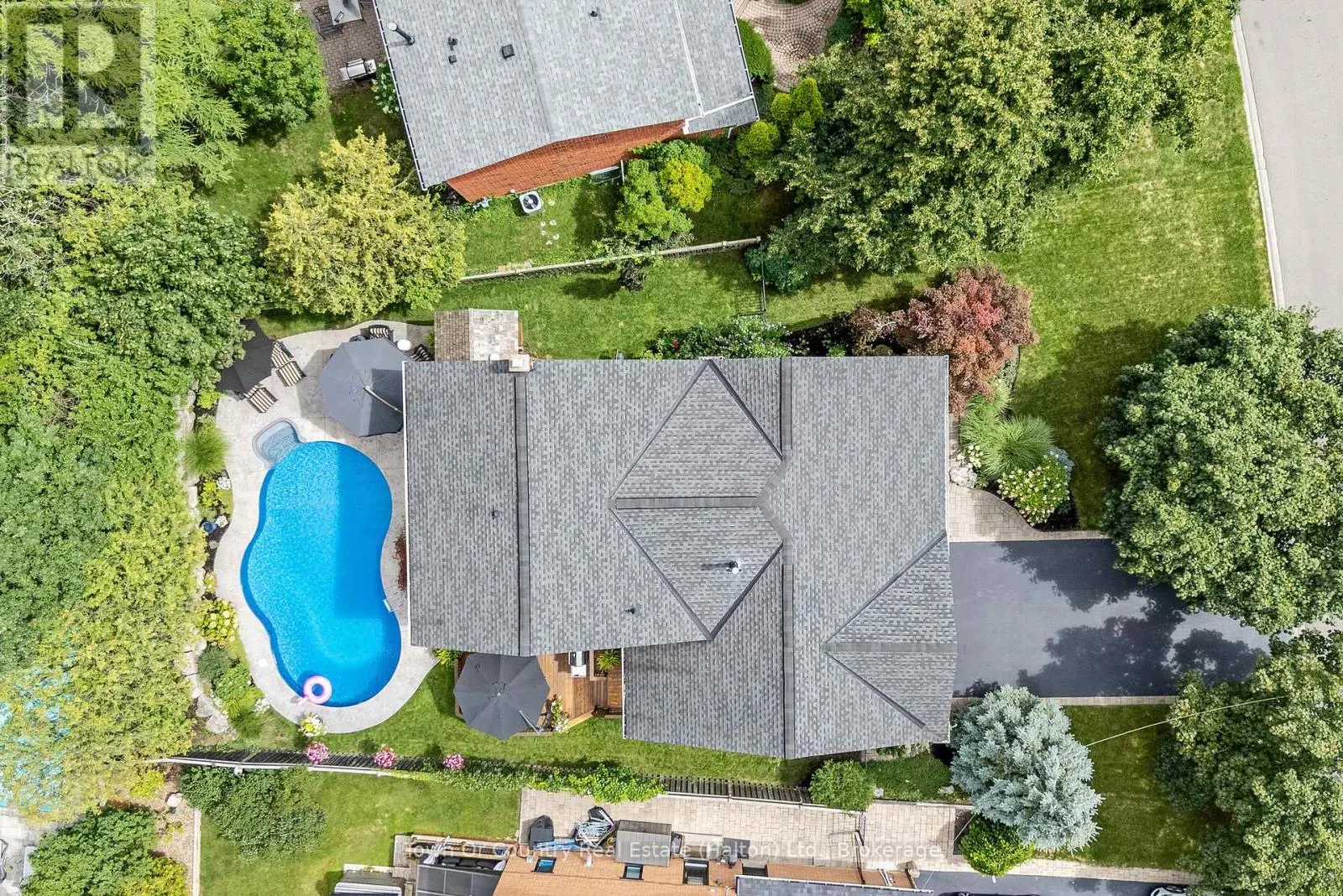 491 WHITE DRIVE
