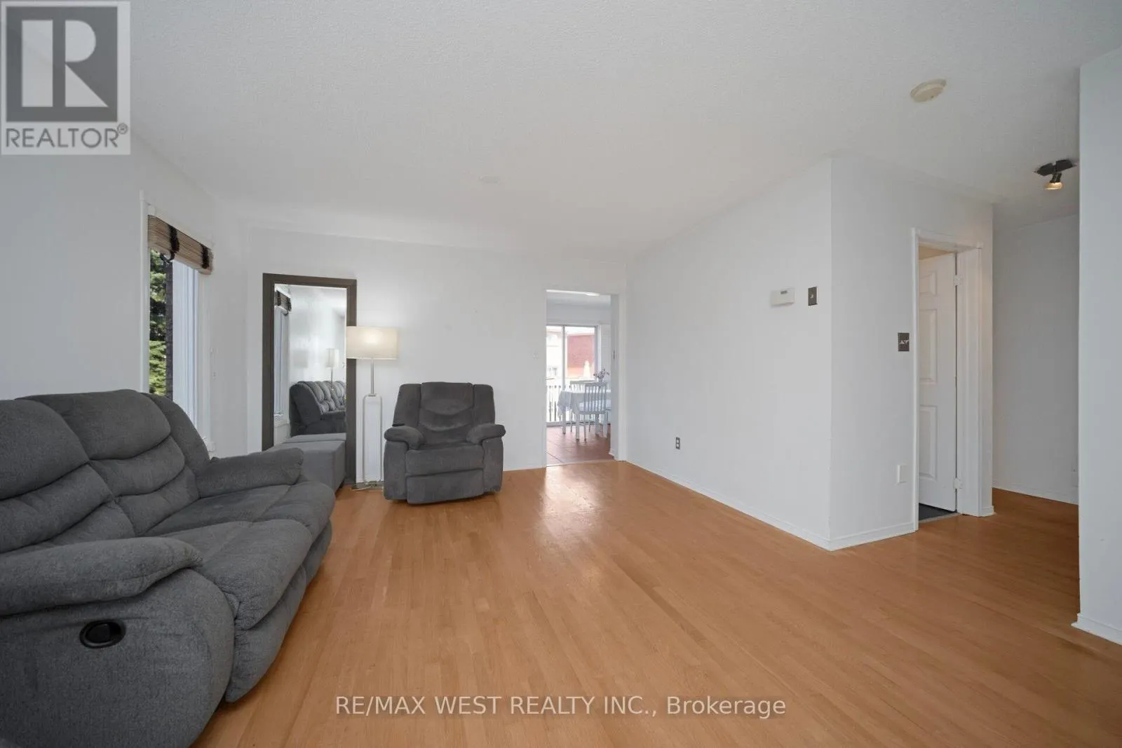 43 FLEMINGTON DRIVE