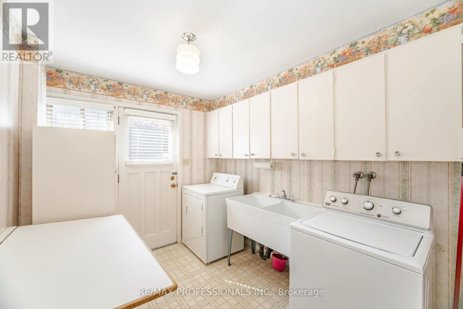 3667 BEECHOLLOW CRESCENT