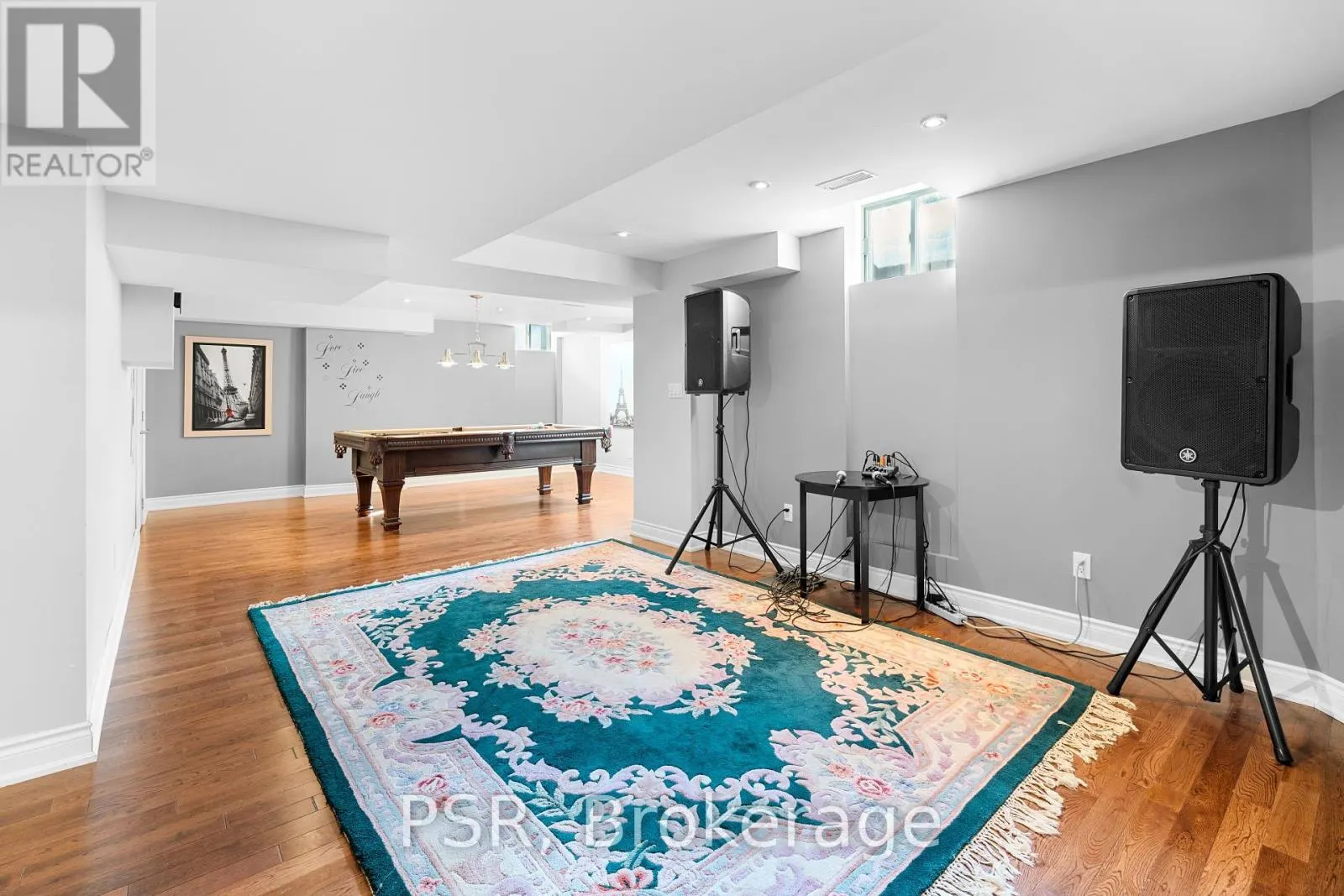 26 LOUVAIN DRIVE