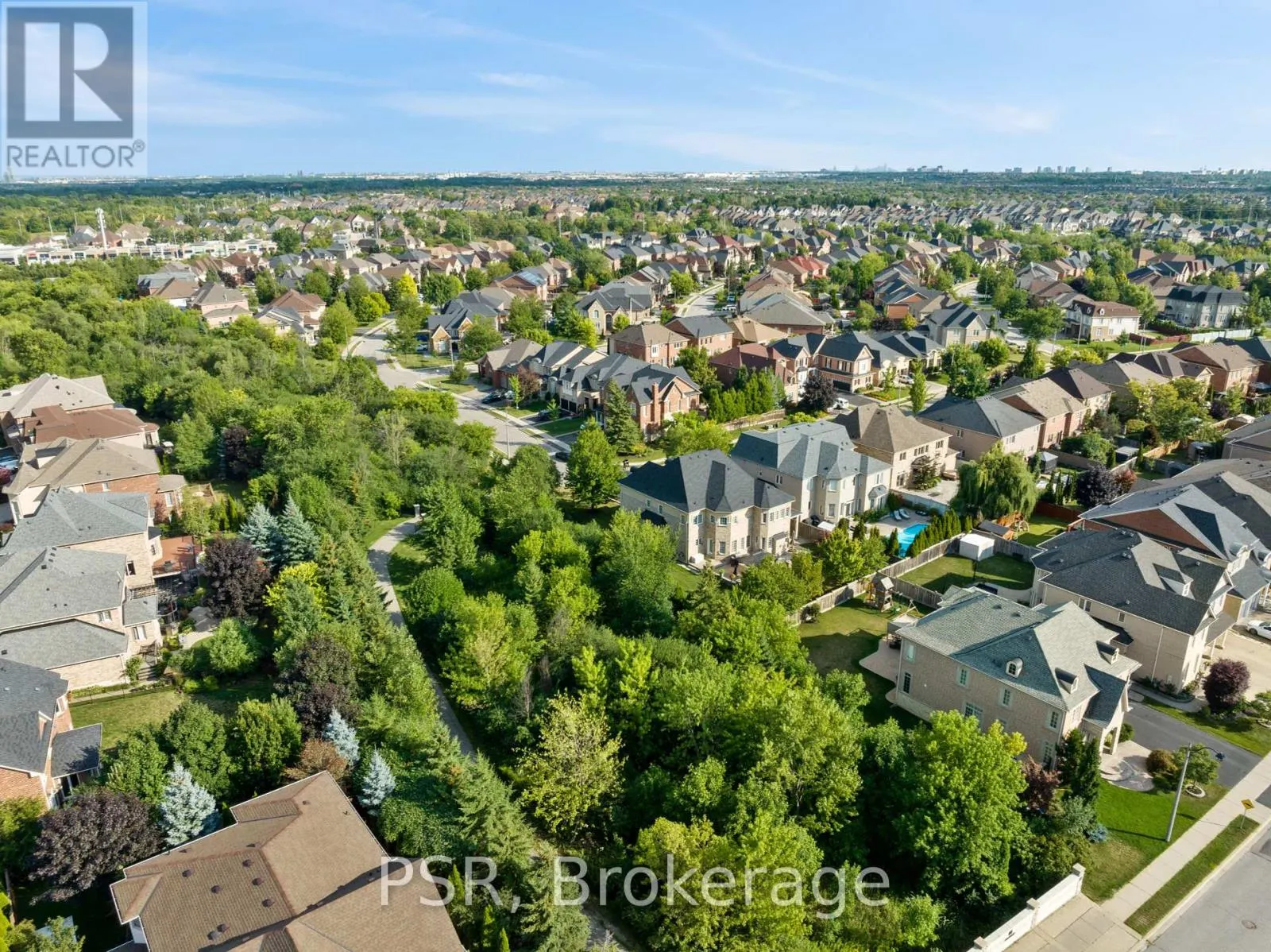 26 LOUVAIN DRIVE