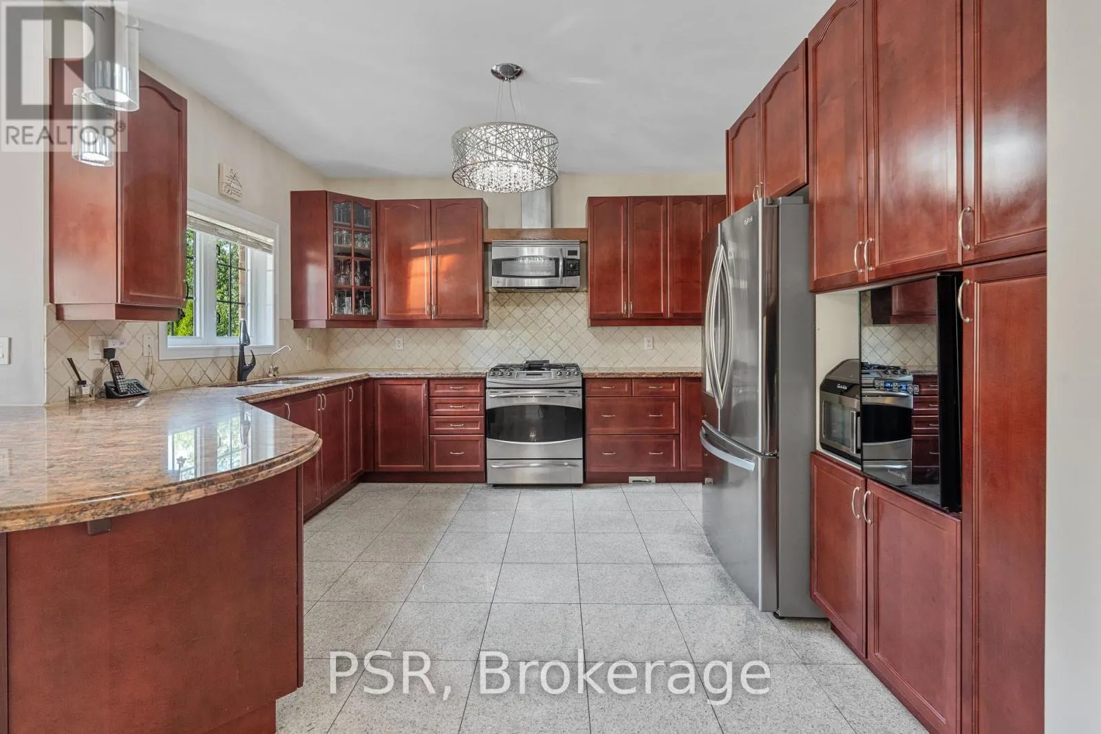 26 LOUVAIN DRIVE