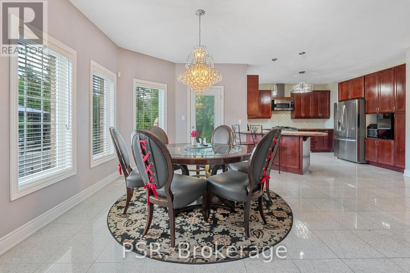 26 LOUVAIN DRIVE