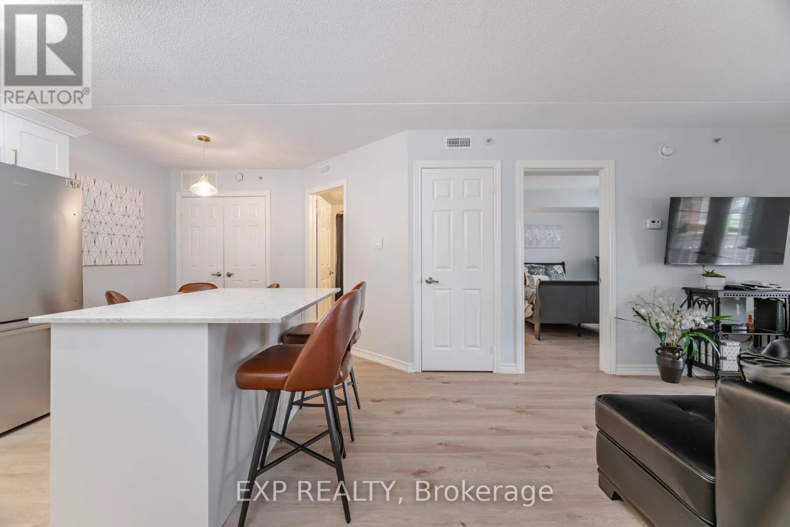 104 - 4005 KILMER DRIVE