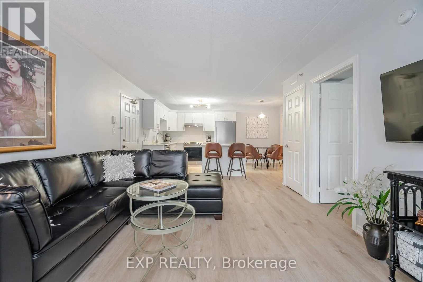 104 - 4005 KILMER DRIVE