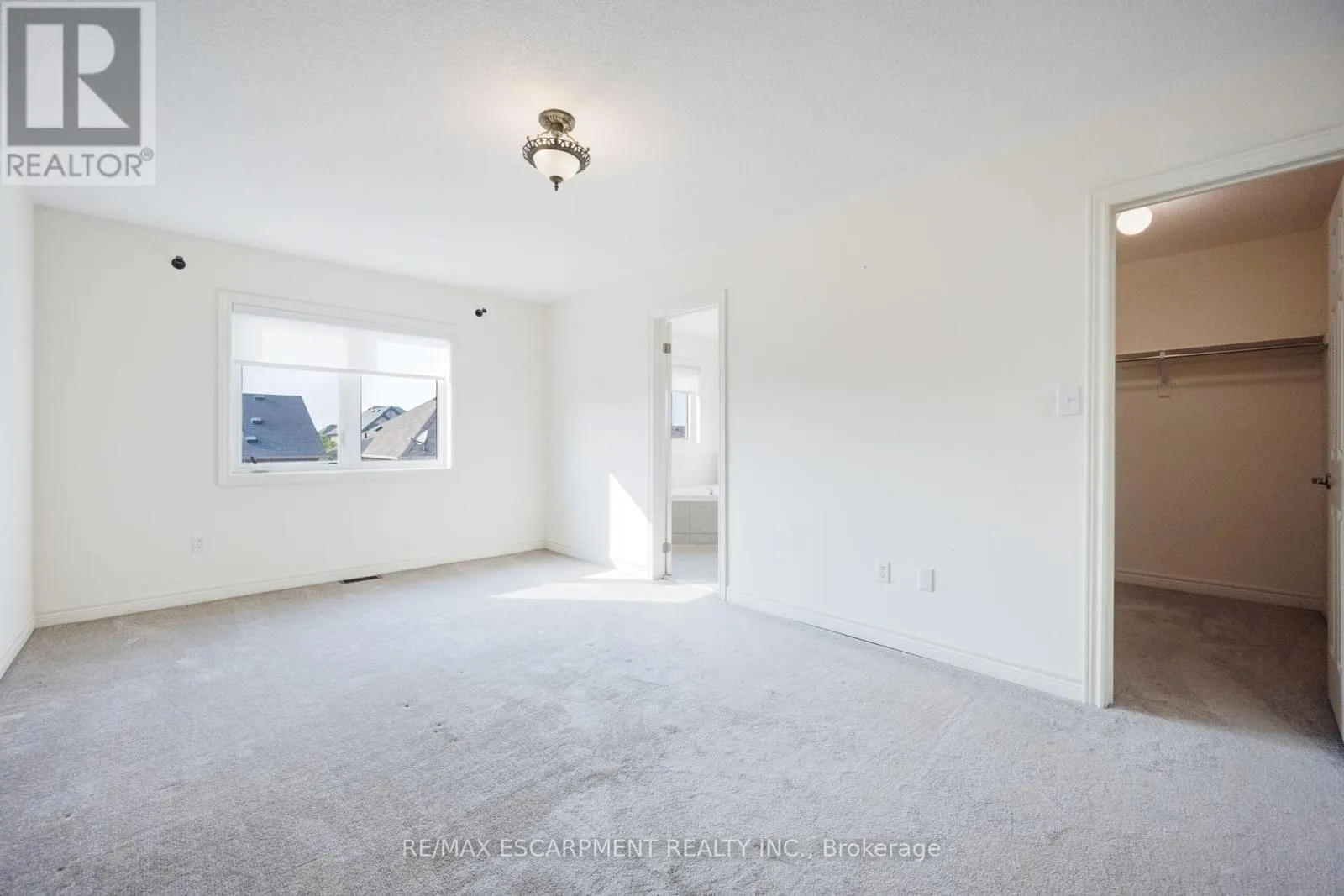489 DOWNES JACKSON HEIGHTS