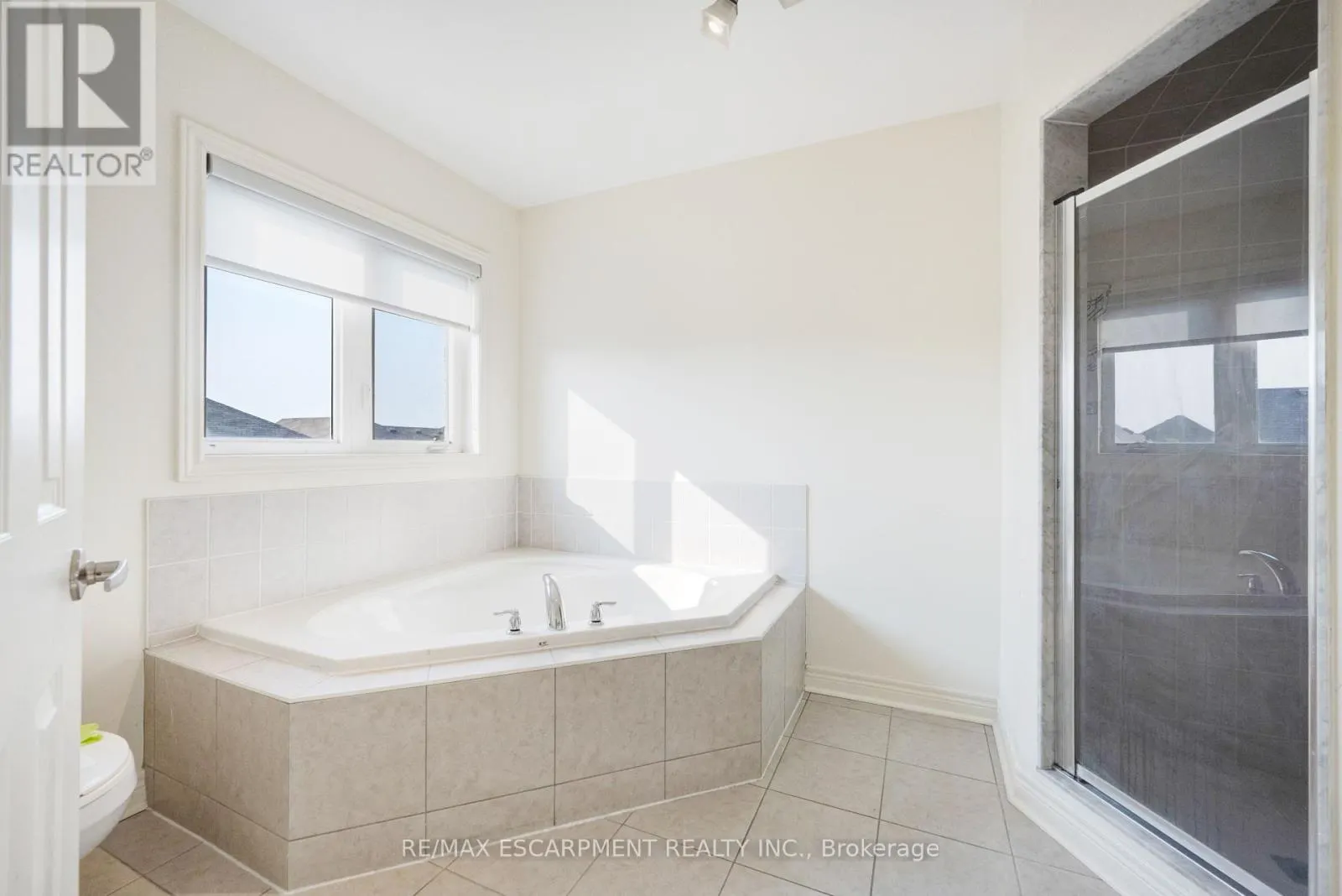 489 DOWNES JACKSON HEIGHTS