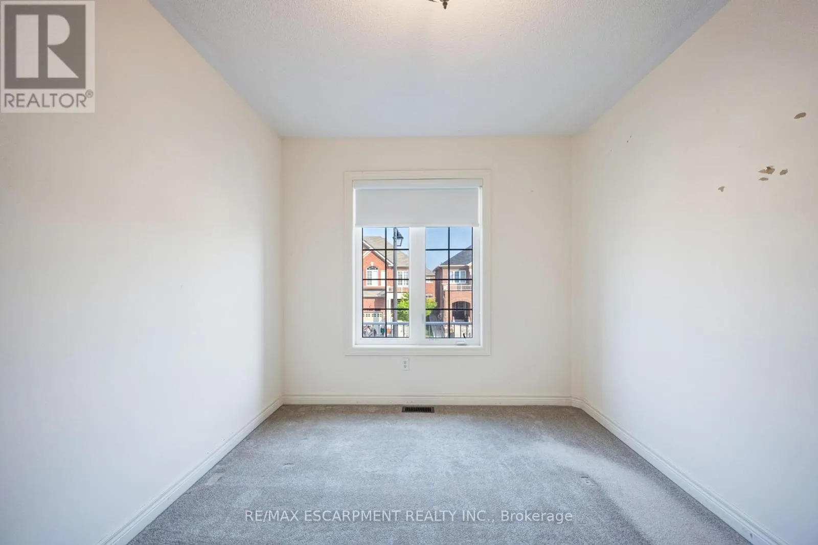 489 DOWNES JACKSON HEIGHTS