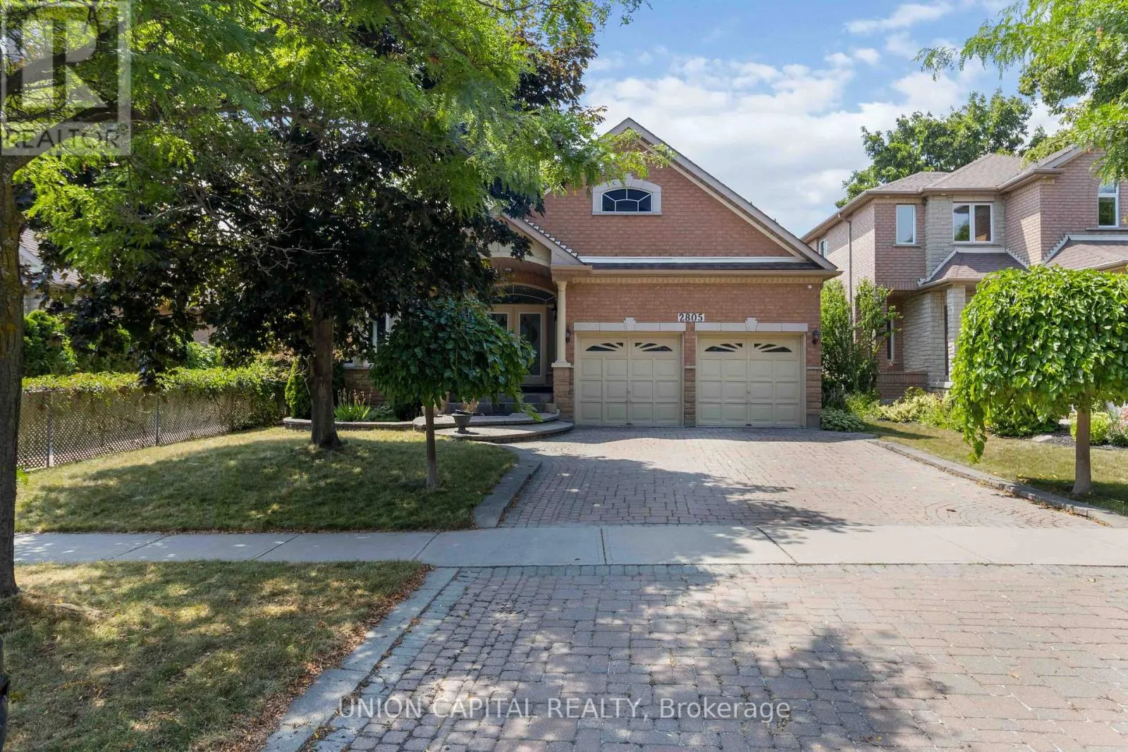 2805 BUSHLAND CRESCENT