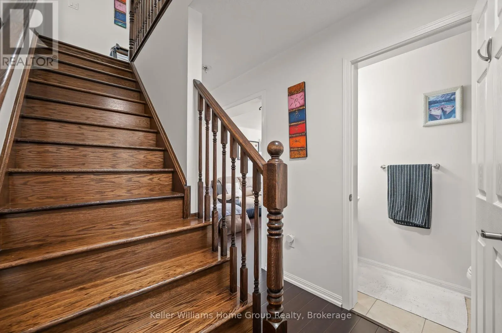 37 VANHORNE CLOSE