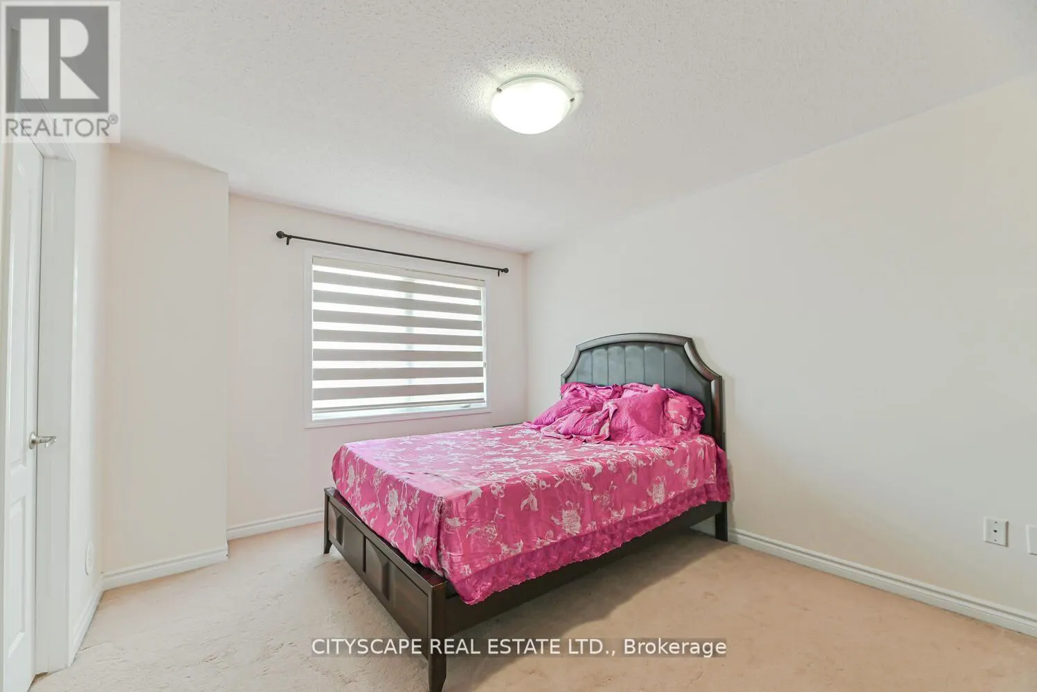553 PHARO POINT