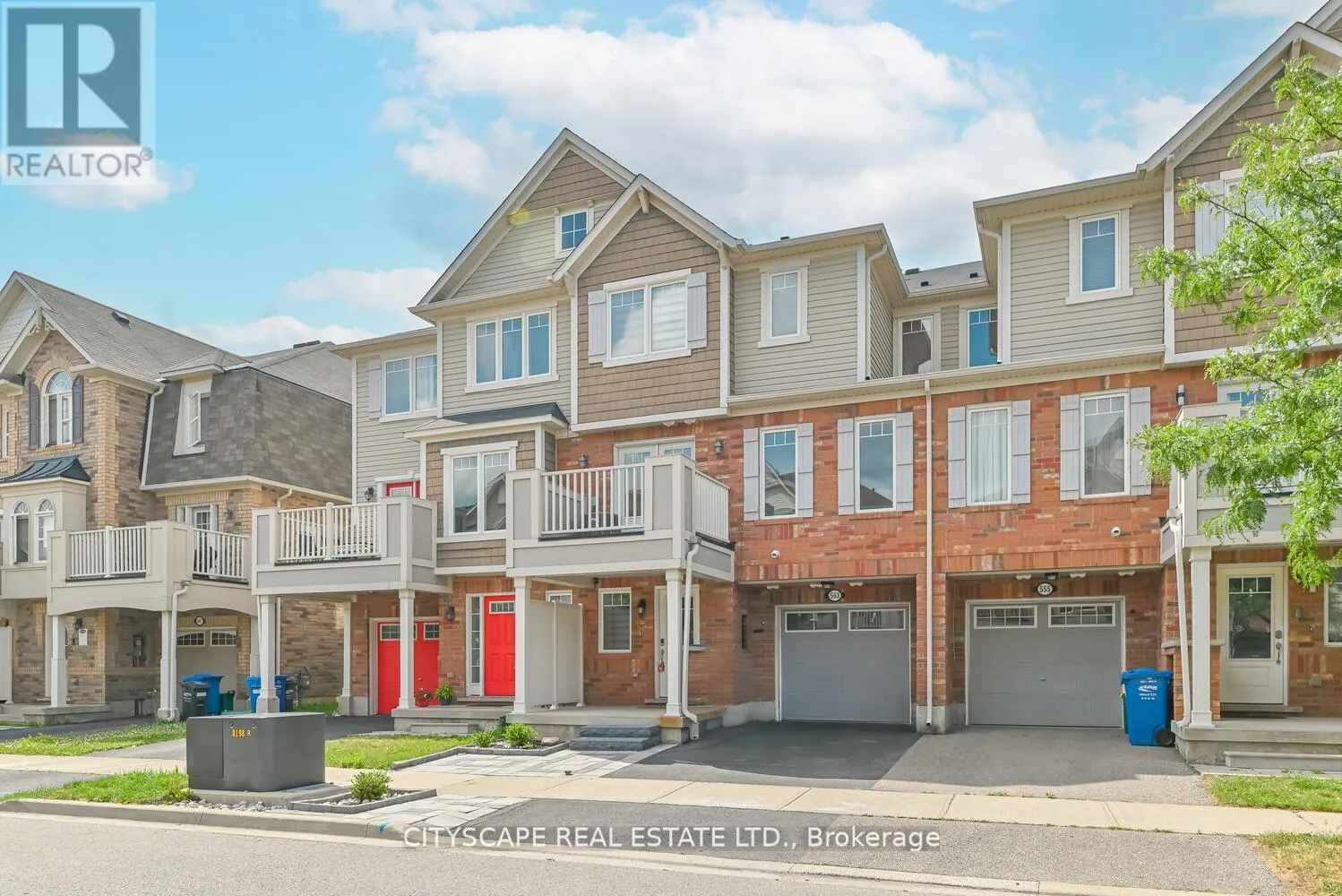 553 PHARO POINT