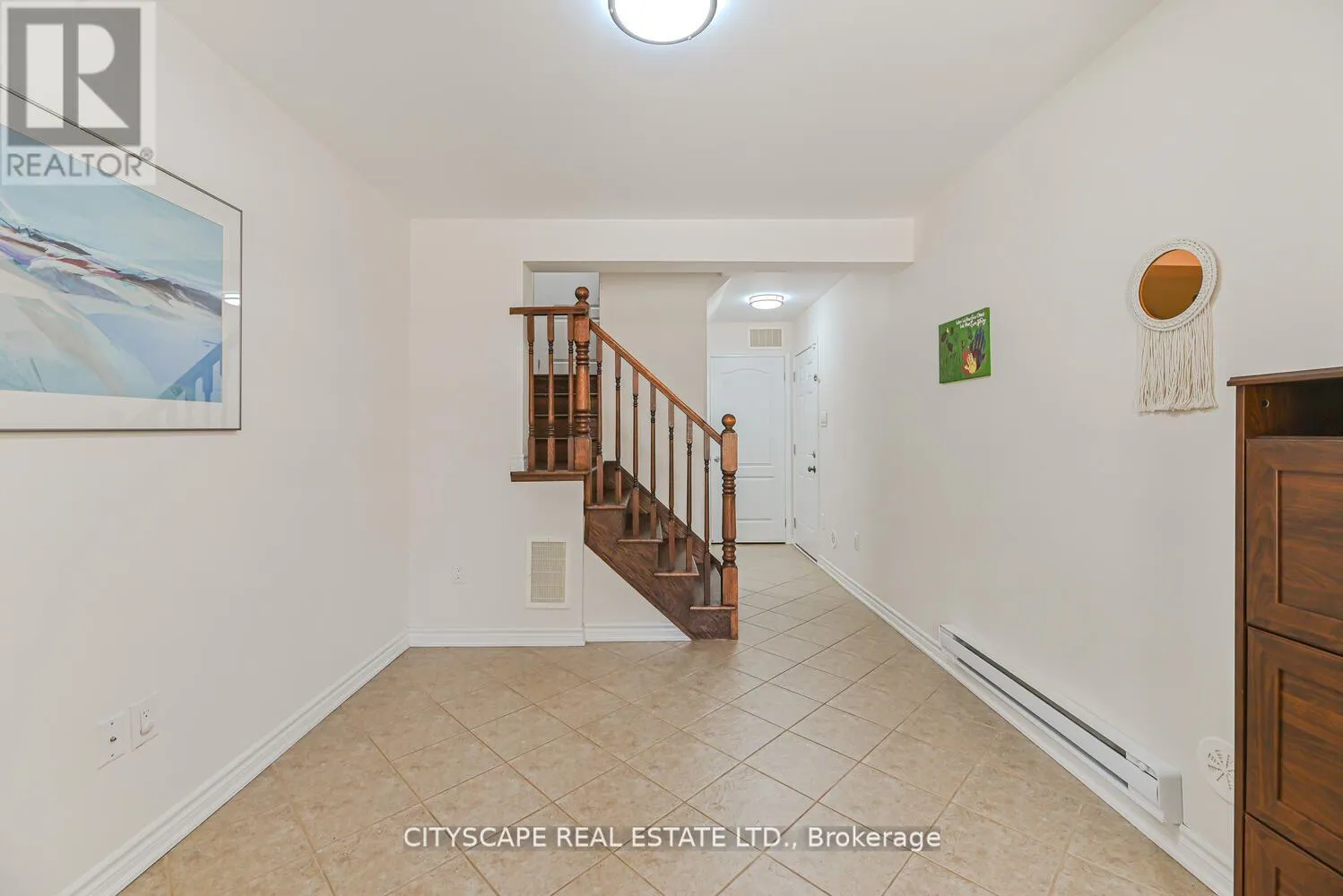 553 PHARO POINT