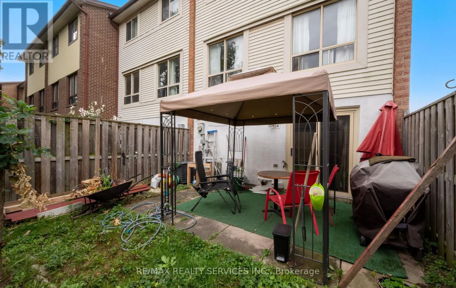 124 - 124 BARONWOOD COURT