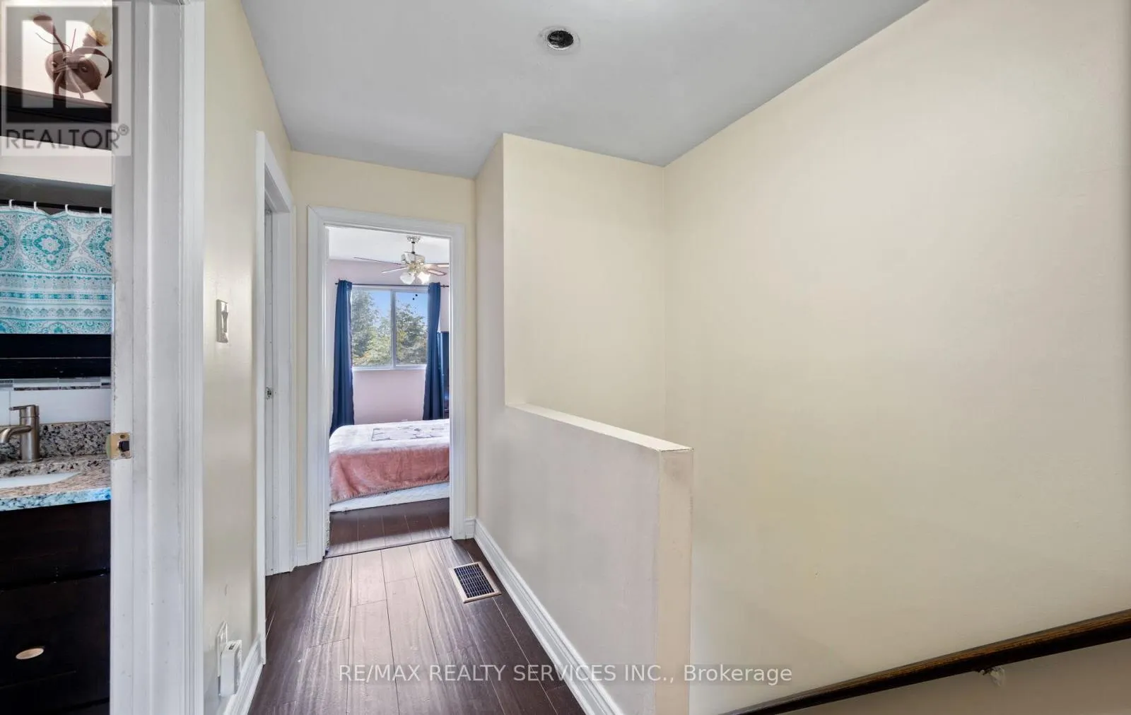 124 - 124 BARONWOOD COURT