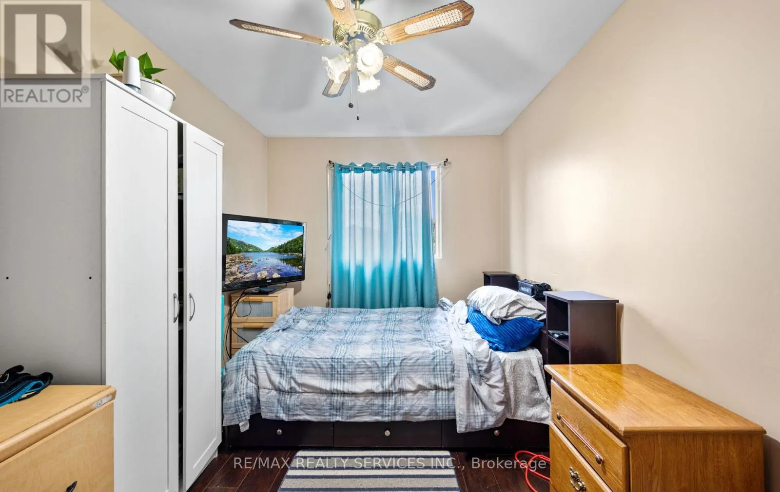 124 - 124 BARONWOOD COURT