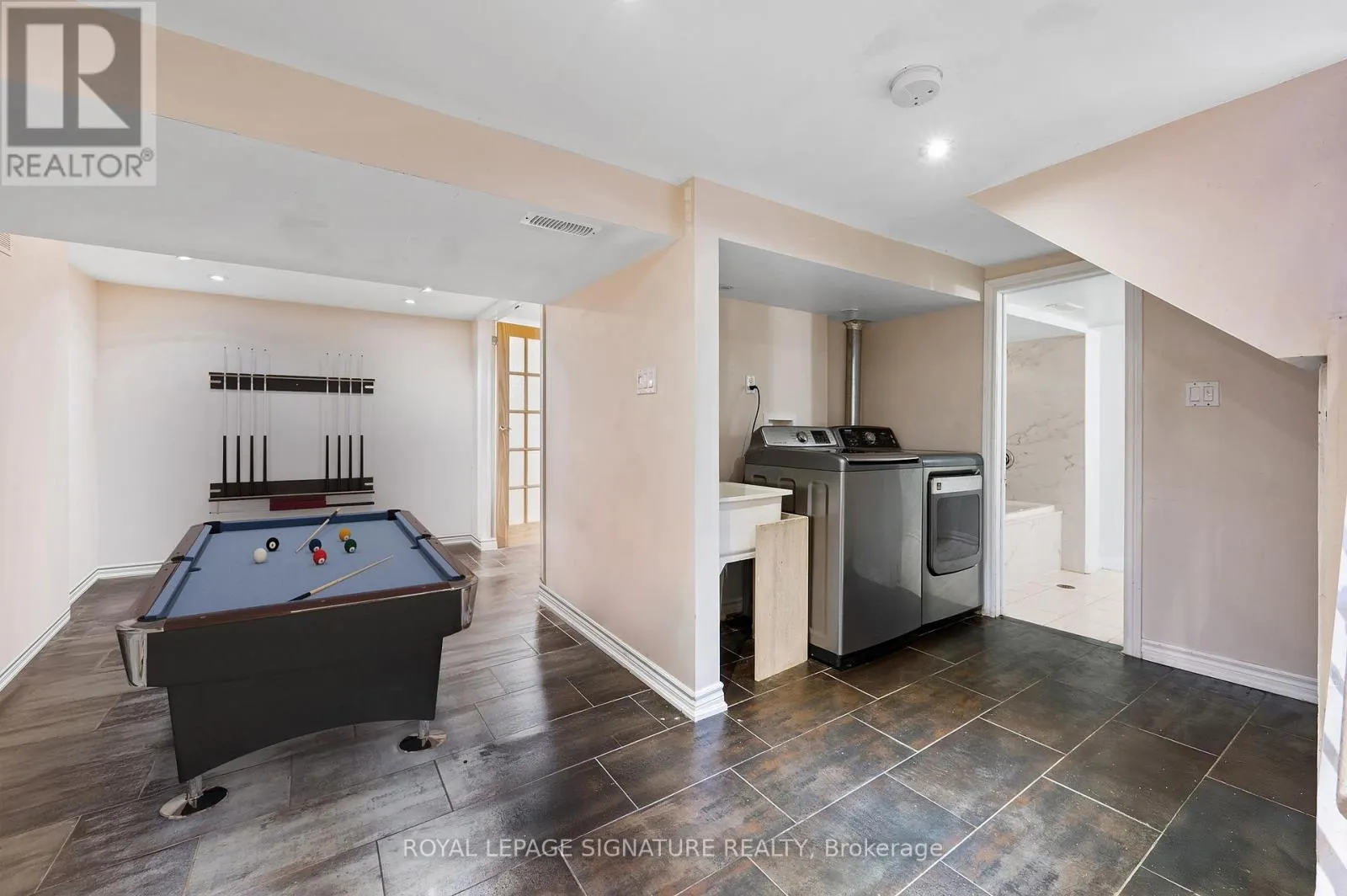 16 PAGODA PLACE