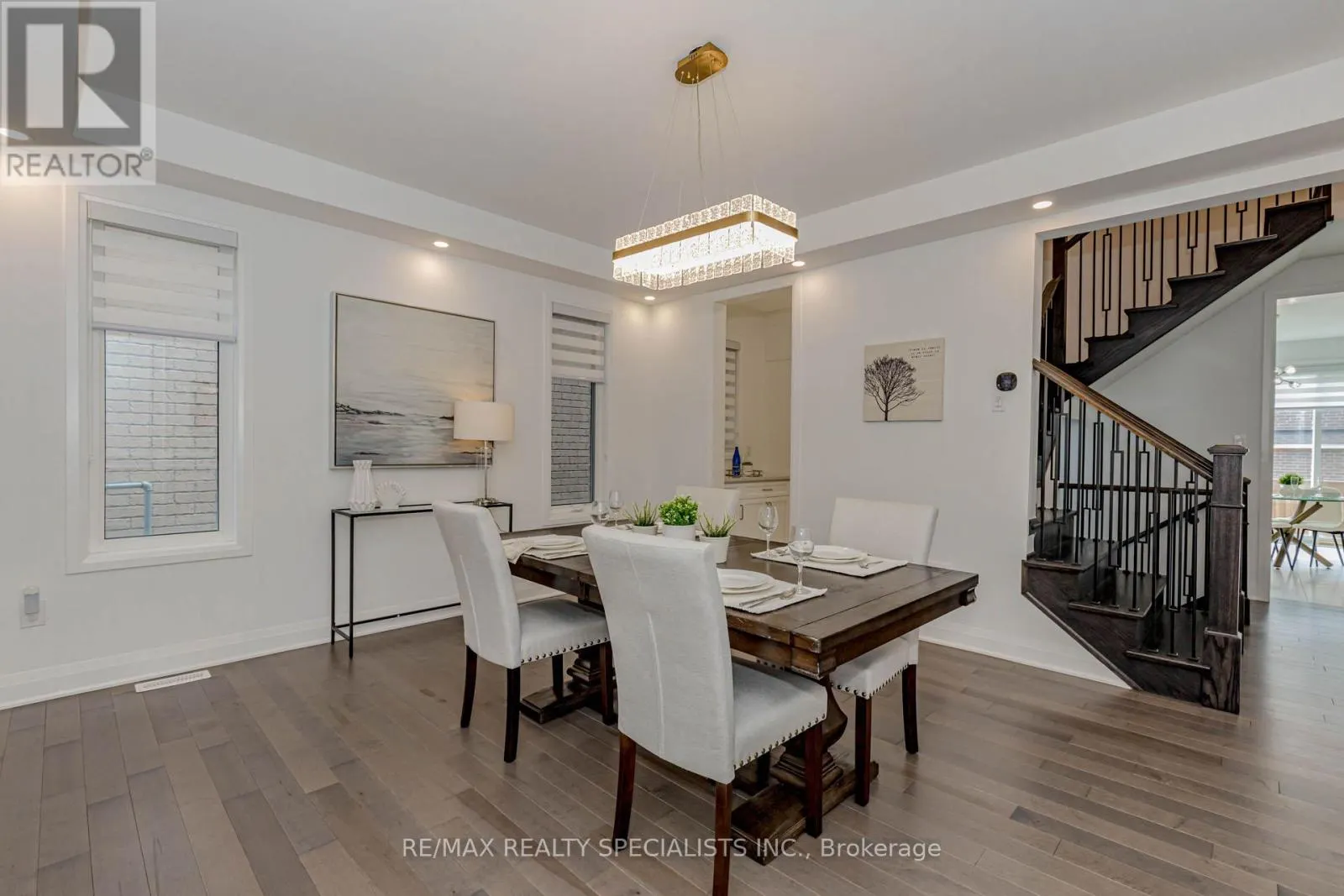 1411 LOBELIA CRESCENT