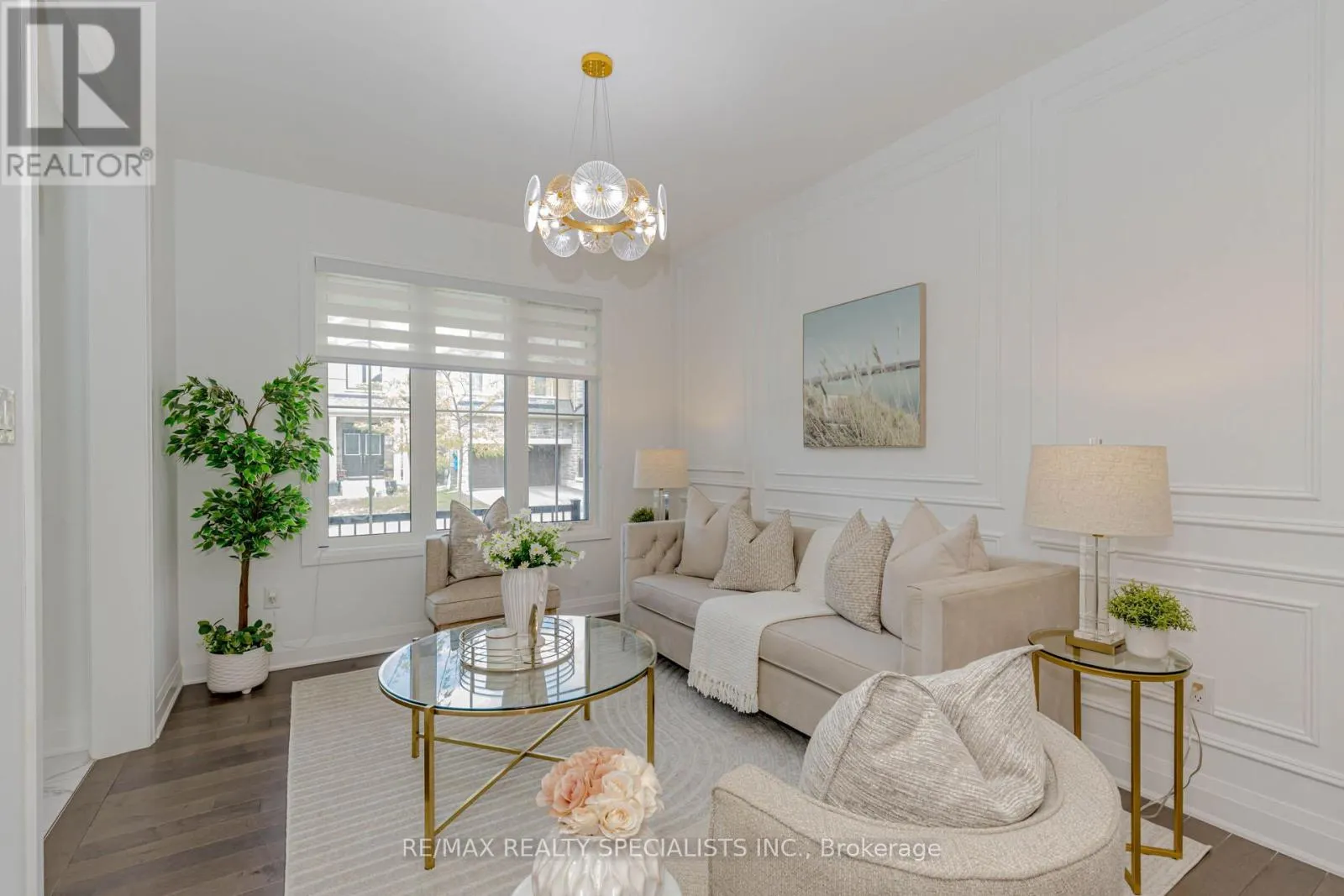 1411 LOBELIA CRESCENT