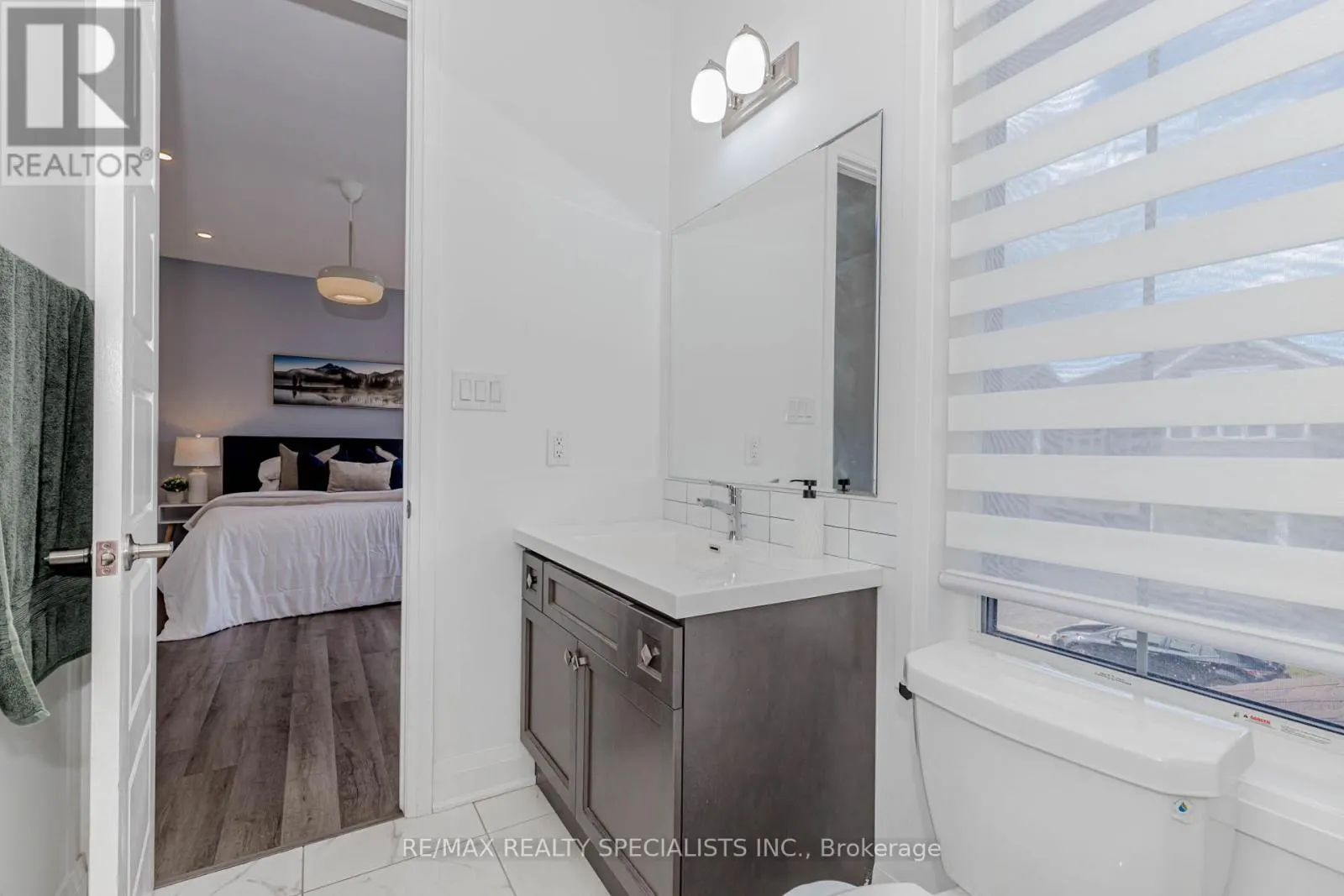 1411 LOBELIA CRESCENT