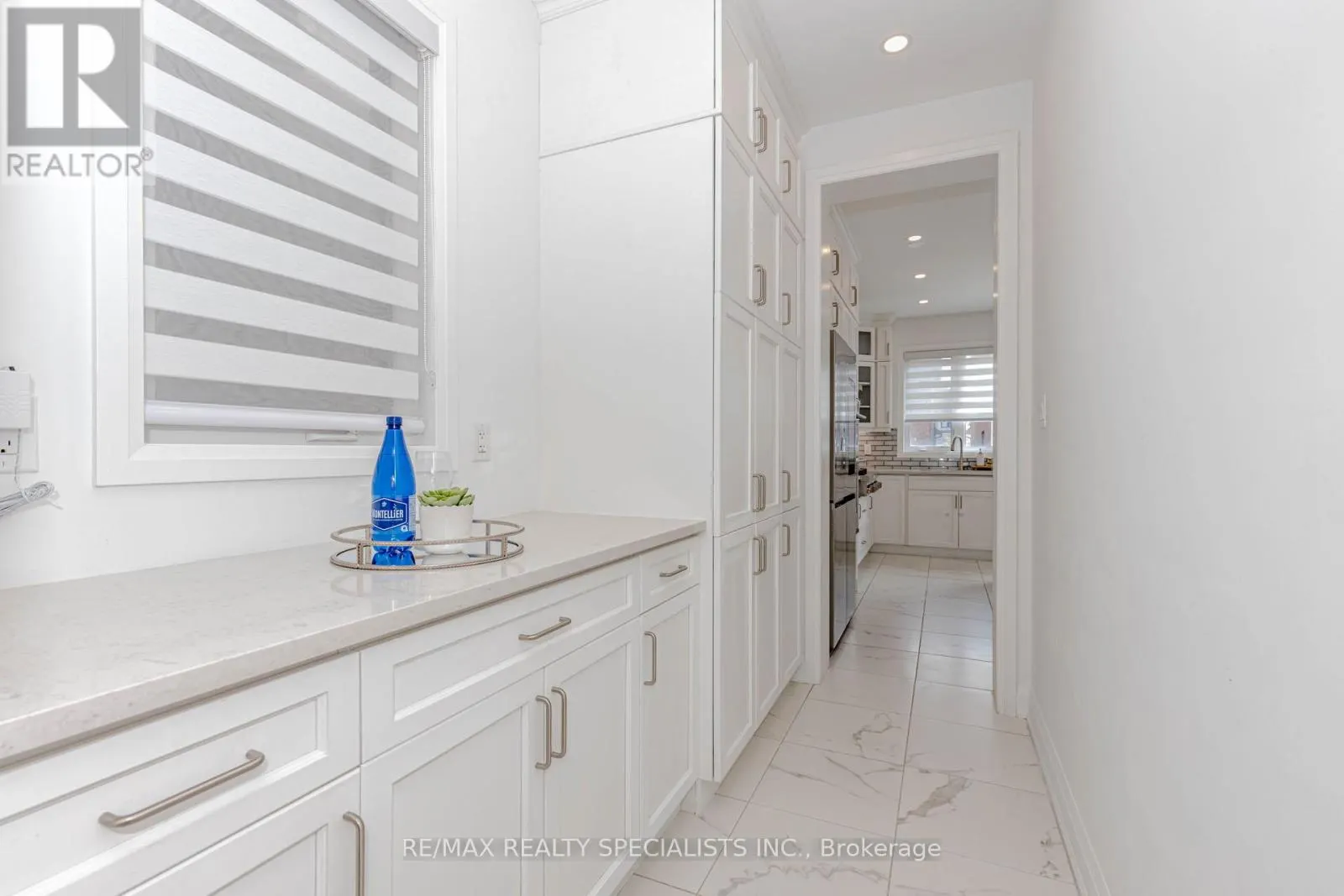1411 LOBELIA CRESCENT