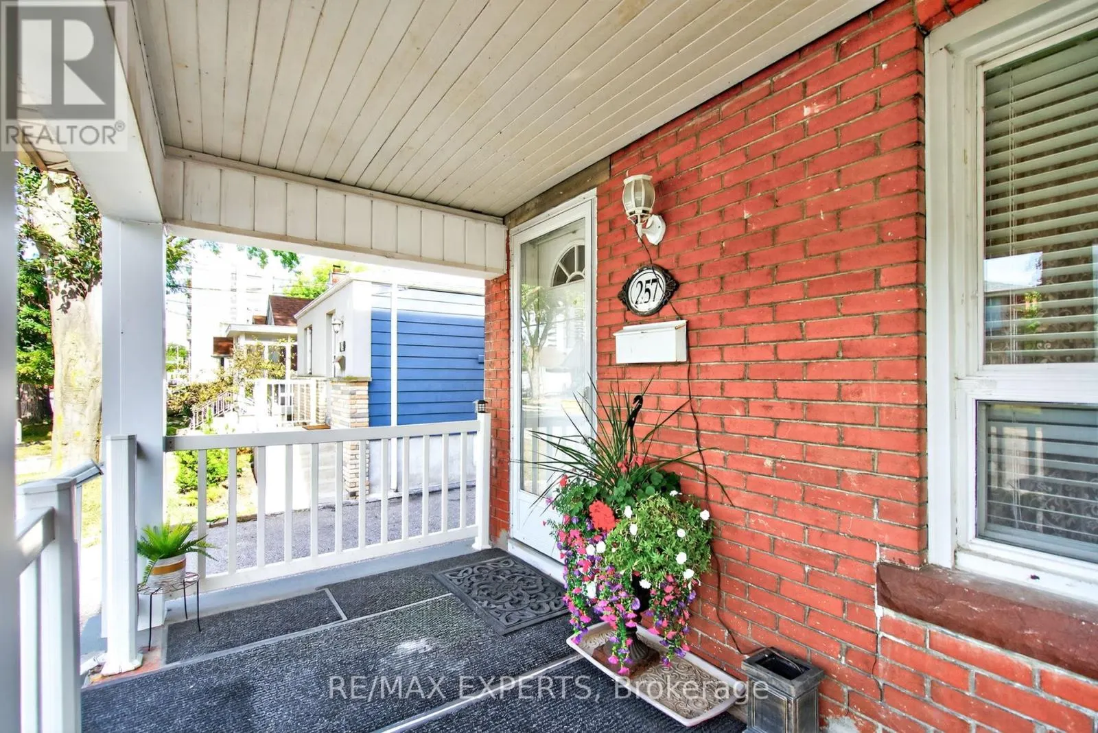 257 JOHN STREET
