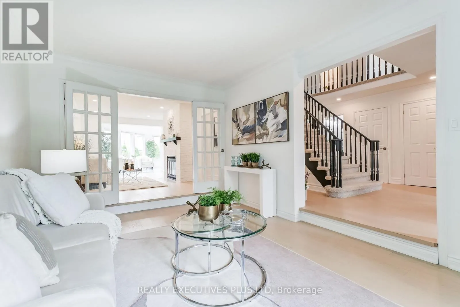 6982 DANTON PROMENADE