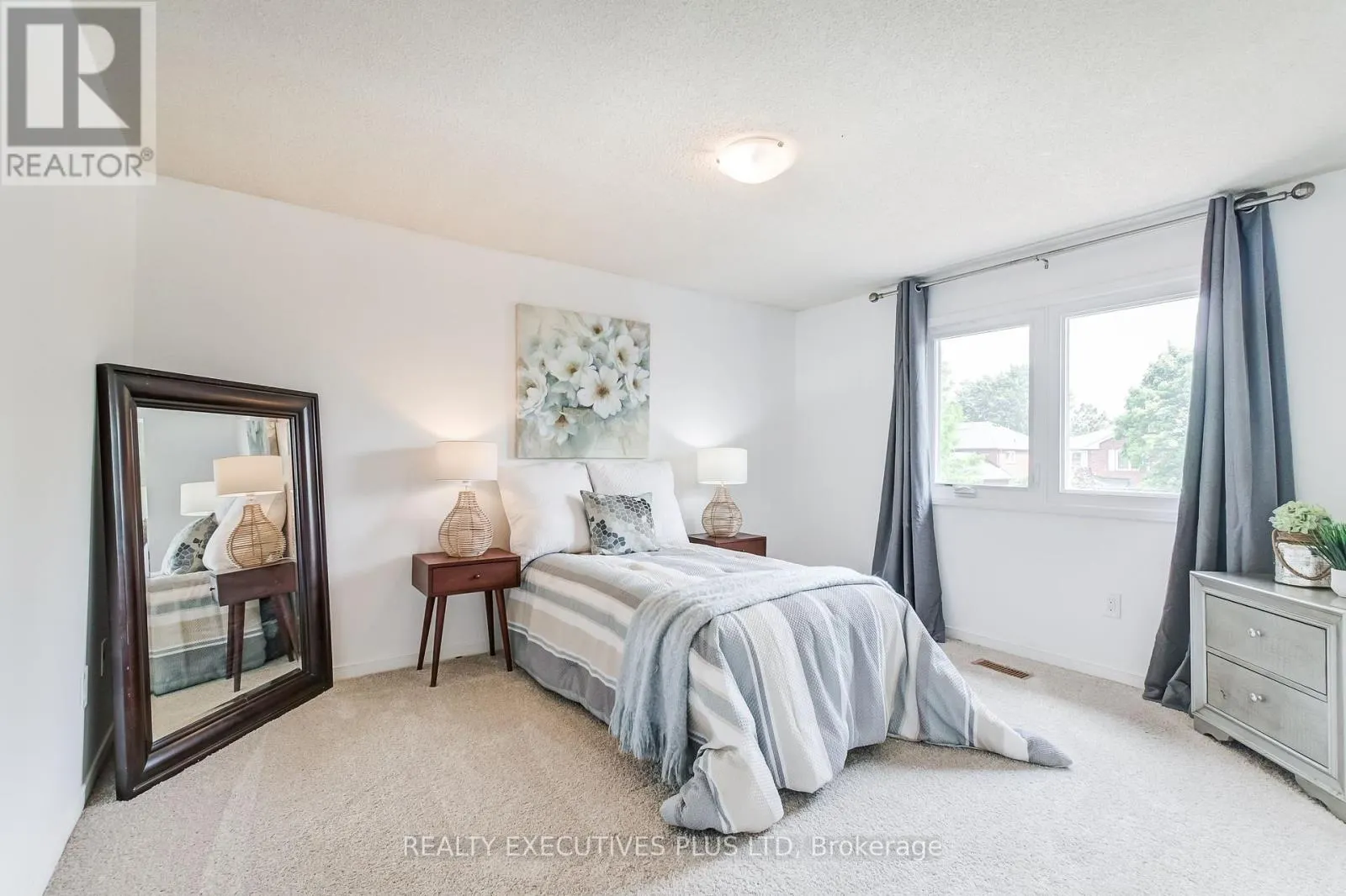 6982 DANTON PROMENADE