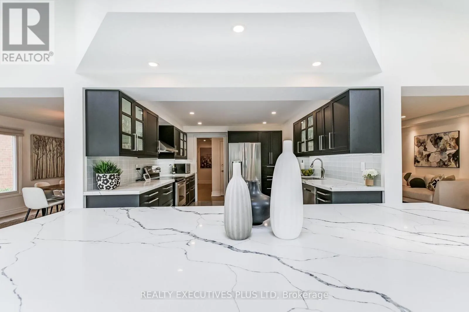 6982 DANTON PROMENADE