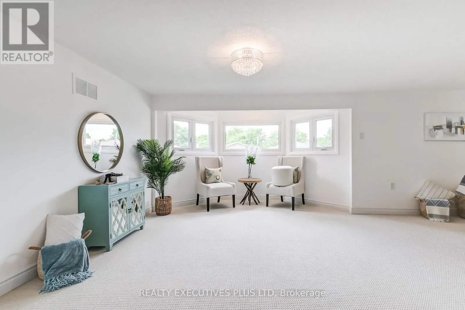 6982 DANTON PROMENADE