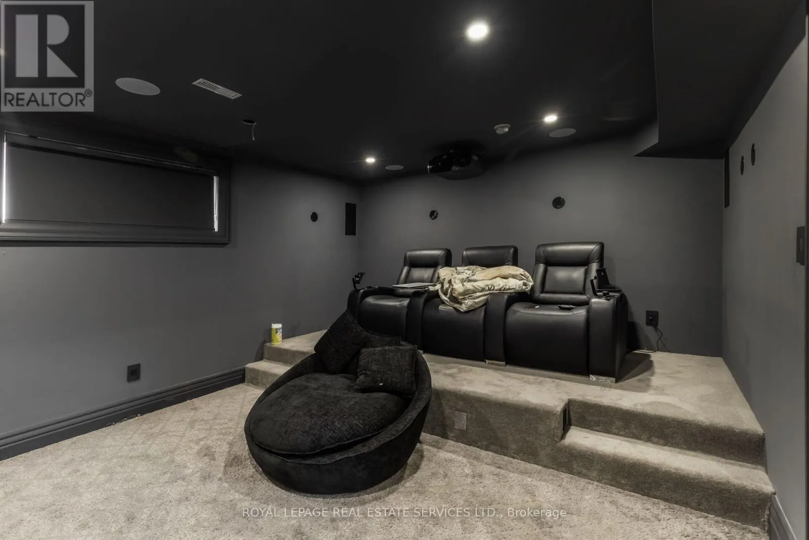 12 JULIAN DRIVE