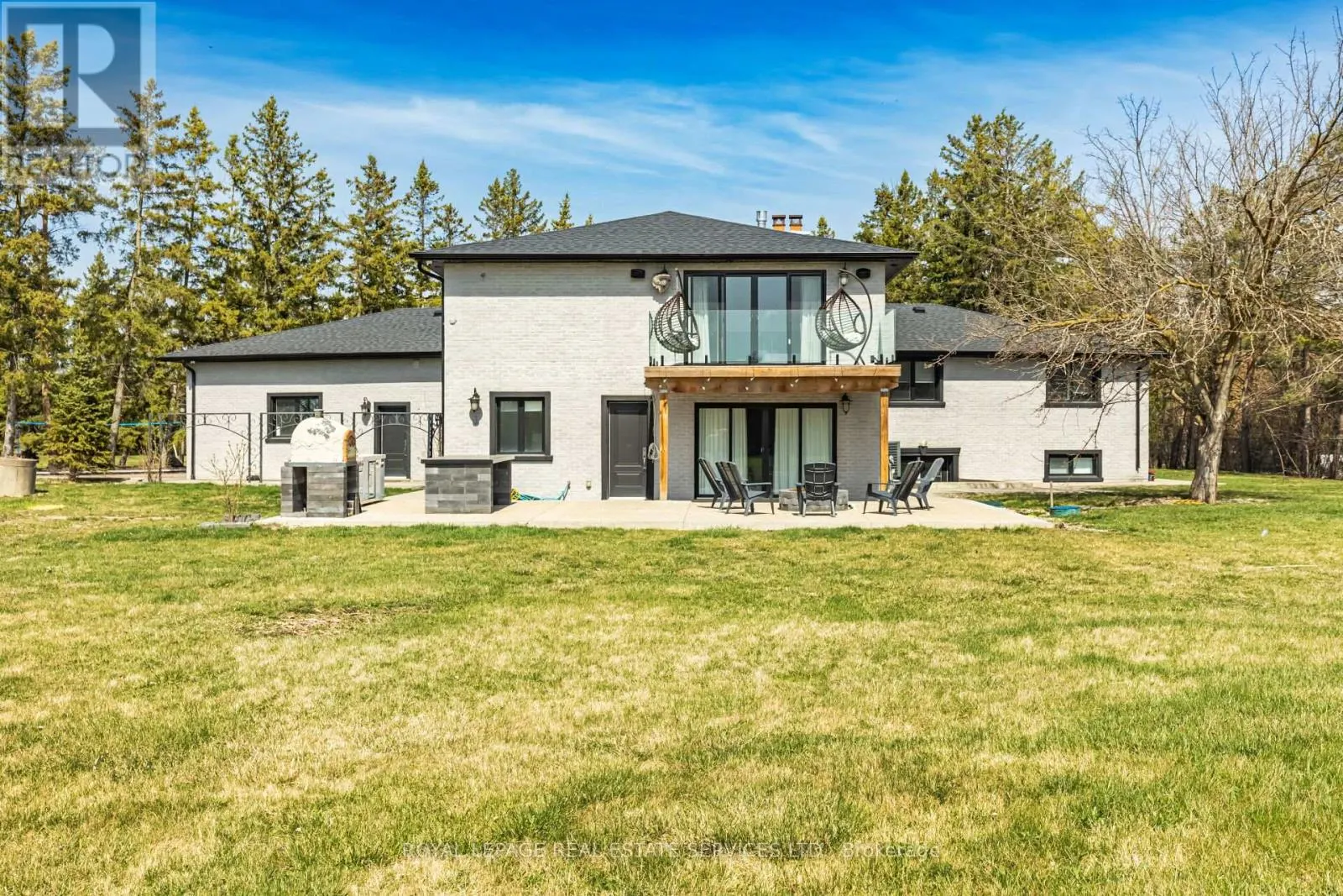 12 JULIAN DRIVE
