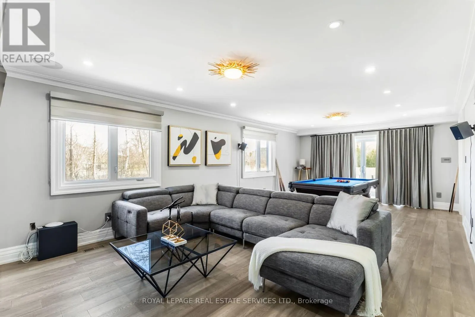 12 JULIAN DRIVE