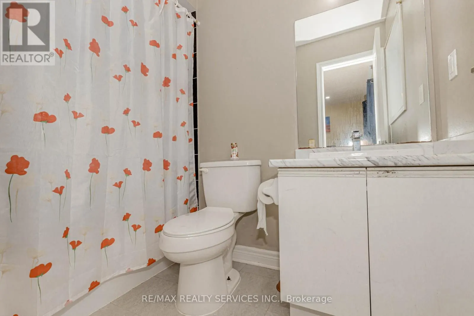 32 PRESSED BRICK DRIVE
