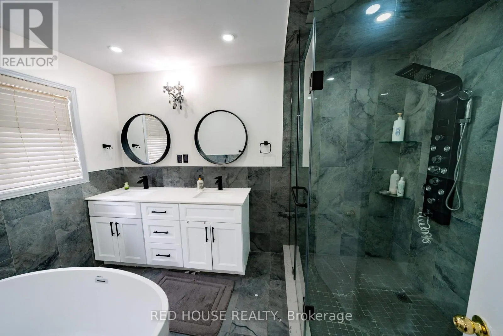 78 PASSFIELD TRAIL