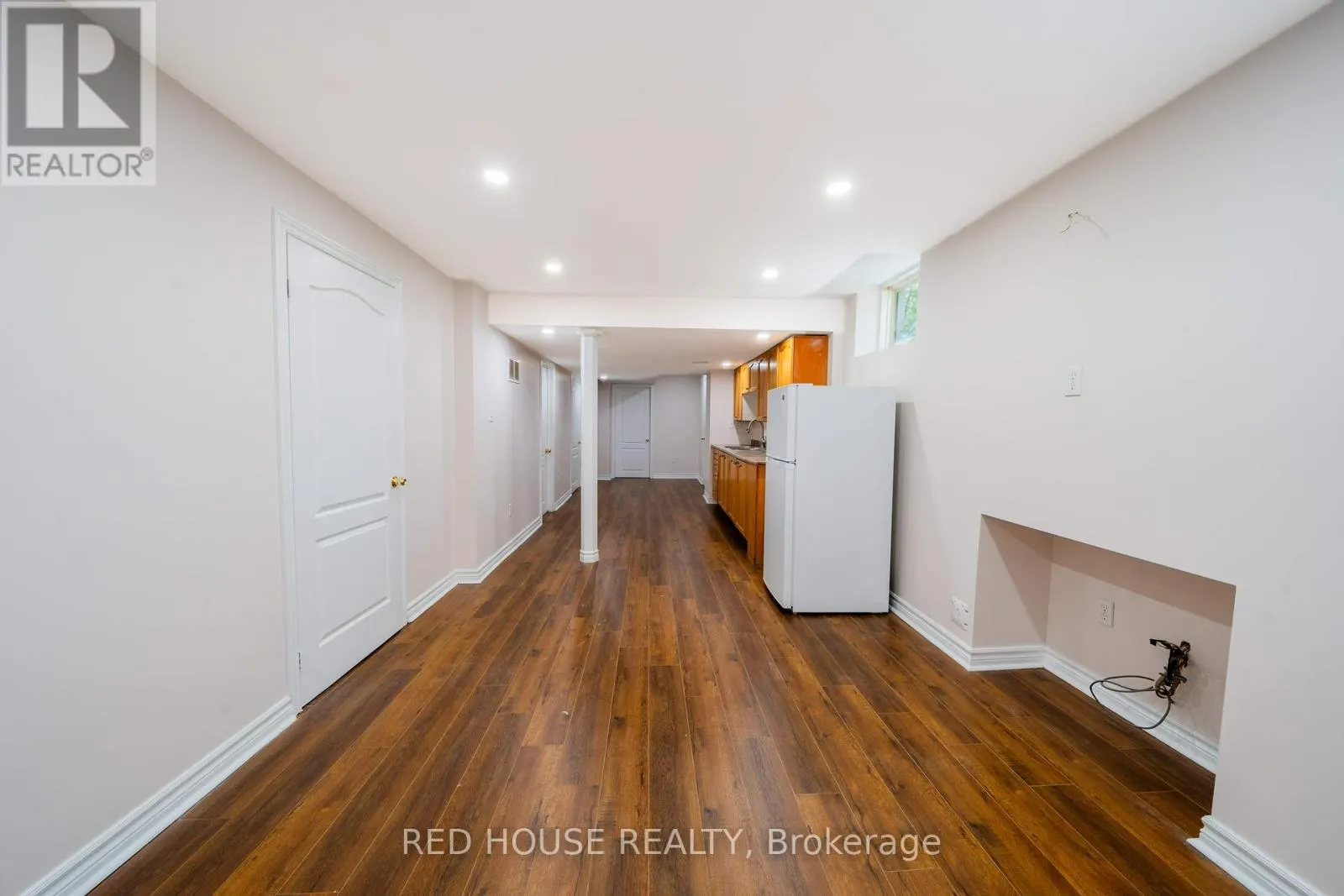 78 PASSFIELD TRAIL