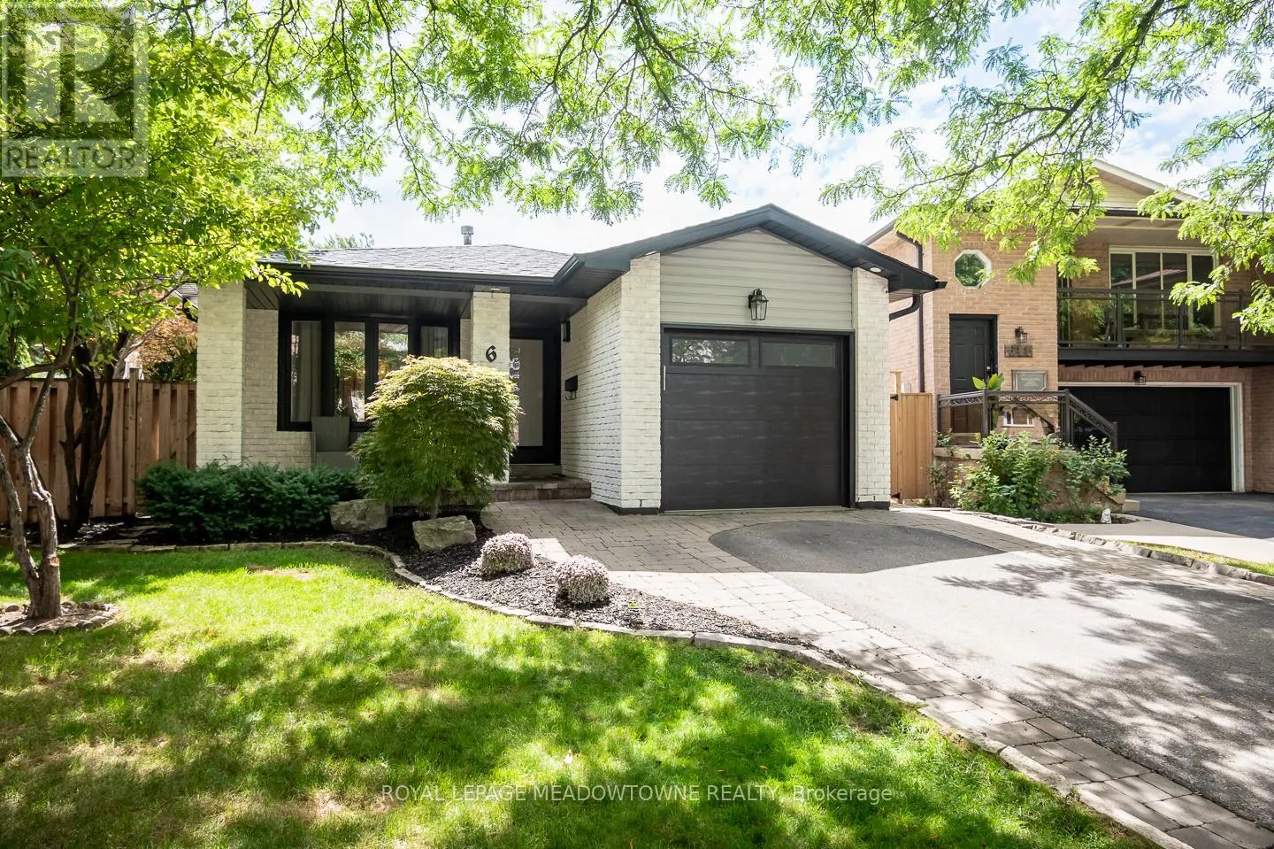 613 FOSTER COURT