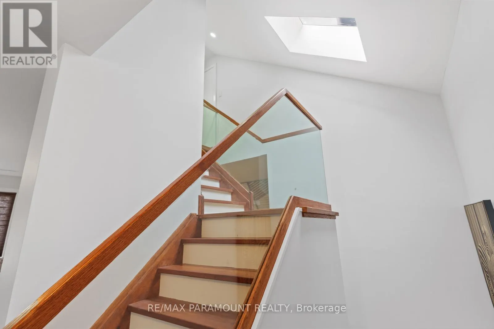 1B - 2133 BLOOR STREET W