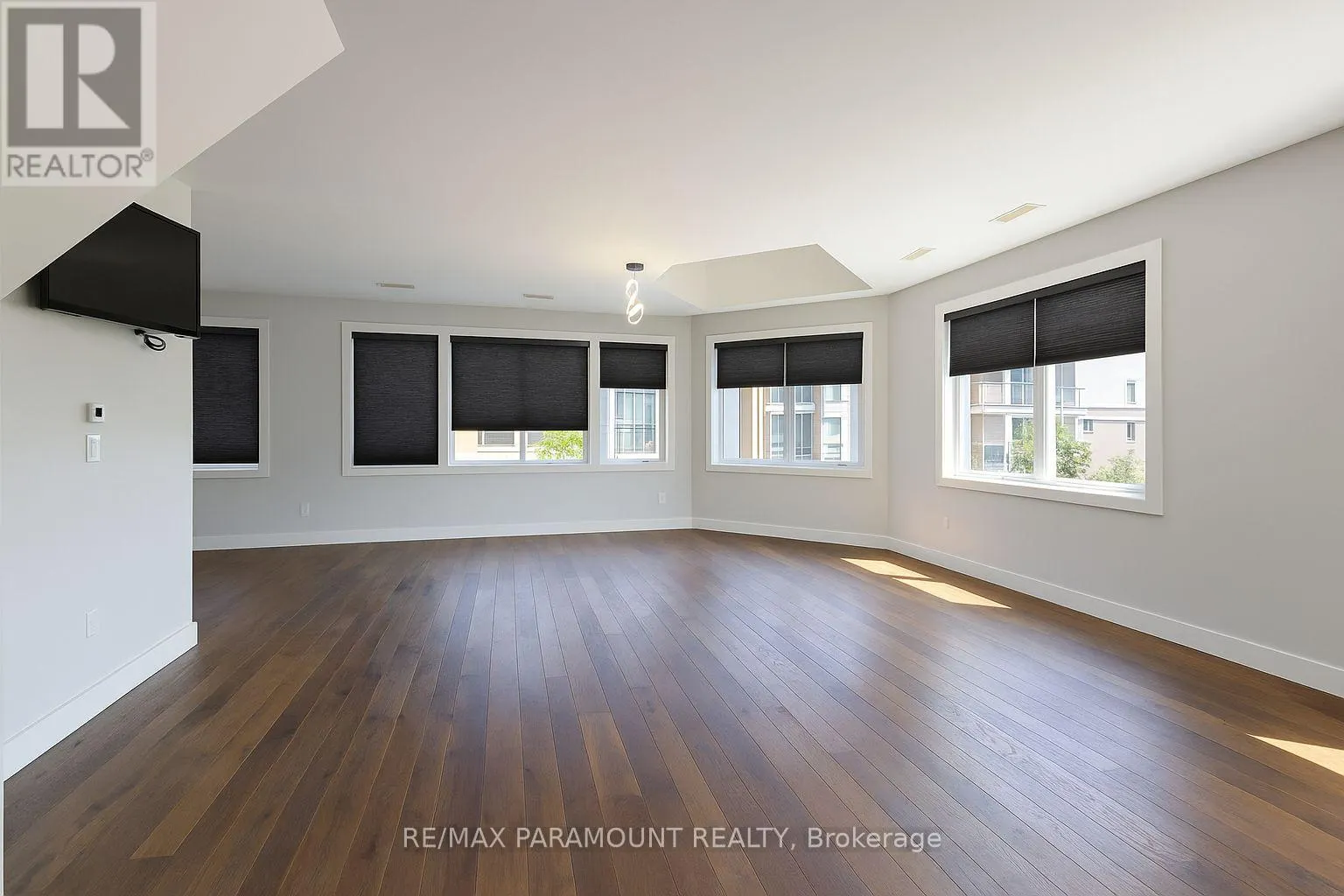 1B - 2133 BLOOR STREET W